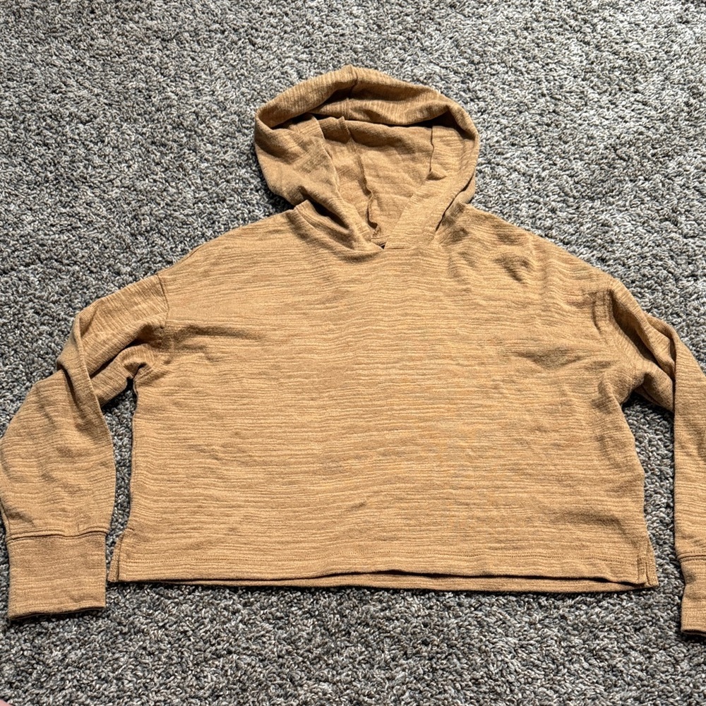 Old Navy Tan Knit Pullover